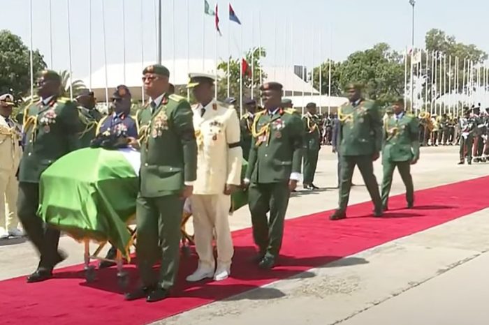 PHOTOSPLASH: Tinubu’s Wife, Top Military Personnel Turns Up For COAS Lagbaja‘s Burial