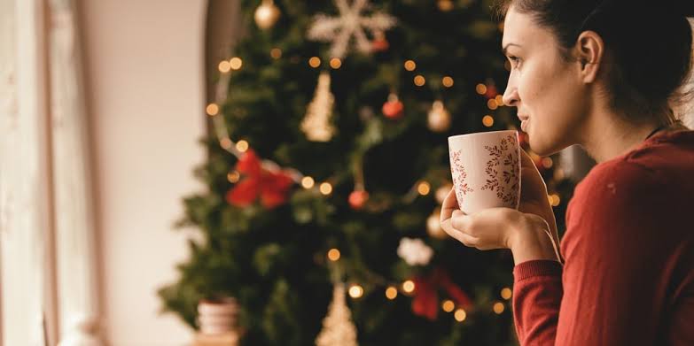 Yuletide: How To Spend Christmas Alone