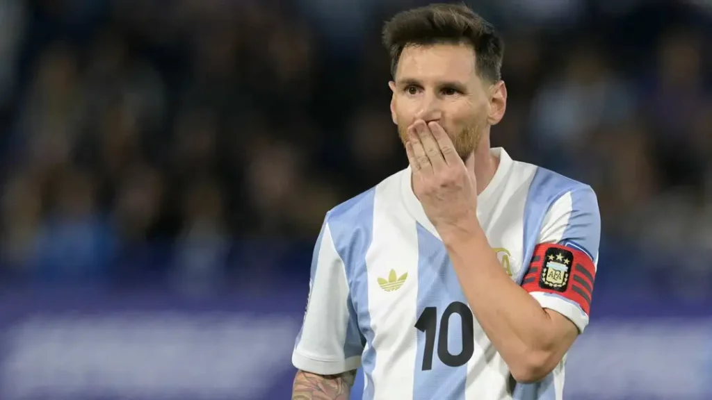 Messi Breaks Silence On Withdrawal From Argentina Squad