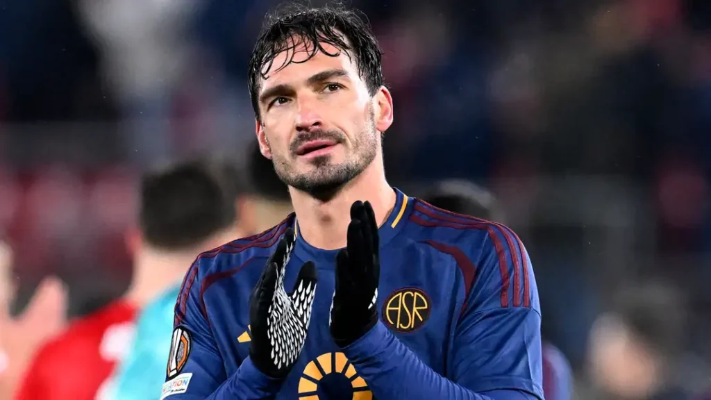 Hummels Apologises For Dashing Roma's UEL Dreams