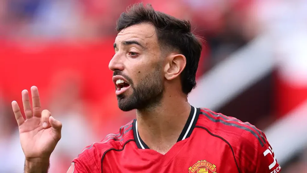 Ferdinand Highlights Fernandes ‘Problem’ For Man Utd