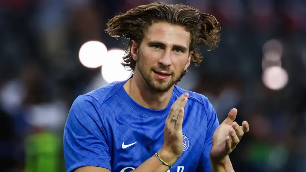 Zabarnyi Hailed As ‘Incredible’ Player After PSG Debut