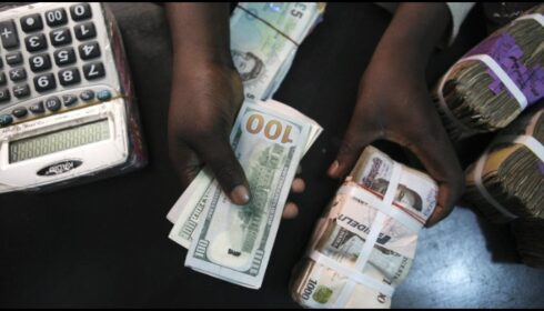 Nigeria’s $42bn Reserves Rise, Analysts Urge Stronger Naira