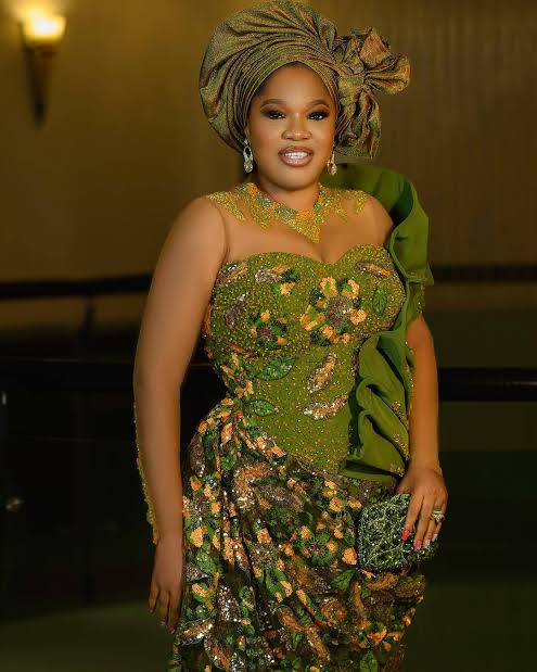 Toyin Abraham Returns To The Big Screen With “Over Sabi Aunty”