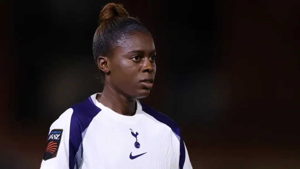 Tottenham Condemn ‘Cowardly’ Racist Abuse Sent To Naz