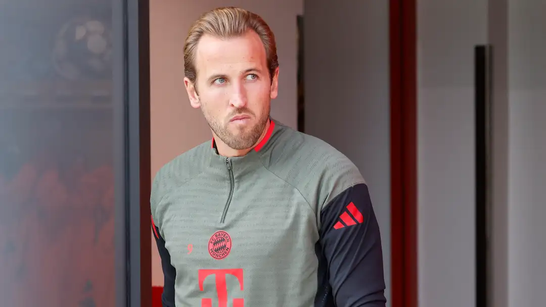 Kane Urged To Retire At Bayern