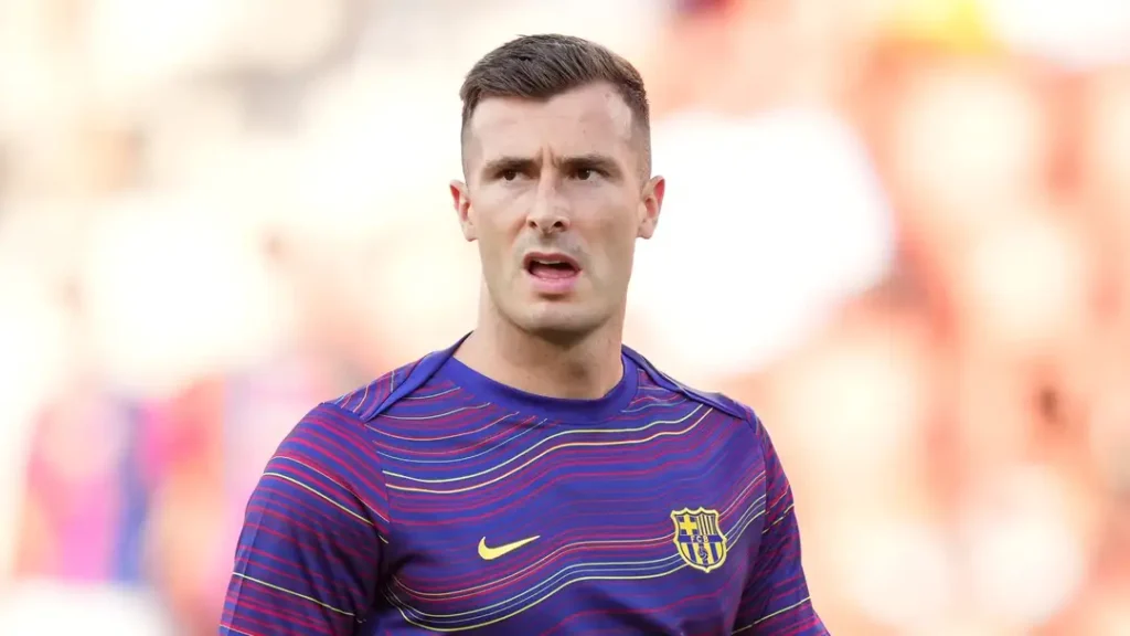 Pena Reveals Barca Pressured Him To Delay Transfer