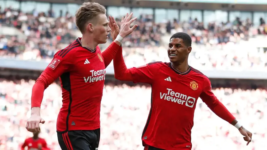 McTominay In Line For Rashford Reunion At Barcelona
