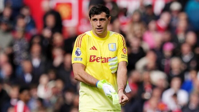 Unai Emery Confirms Emiliano Martinez Stripped of Aston Villa Vice-Captaincy