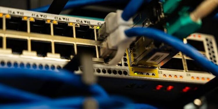 Spectranet has long led Nigeria’s internet market, but competitors are now challenging its dominance. Starlink and FibreOne, now serves 65%…