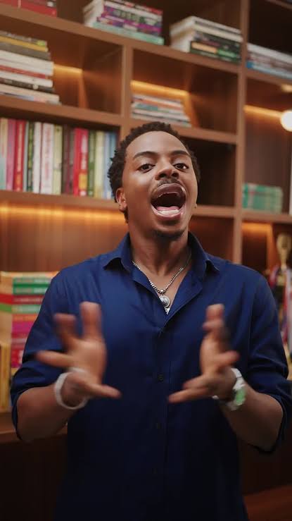 Enioluwa Adeoluwa Unveils Readers’ Choice Award to Celebrate Nigerian Literature