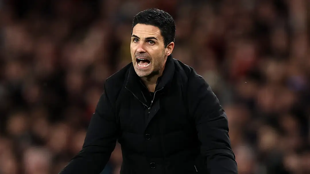 Carragher Names Only Side That Can Stop Arsenal Winning PL