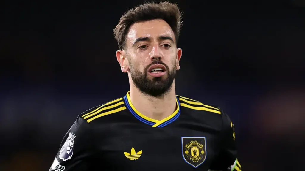 Fernandes Rejected Offers To Leave Man Utd