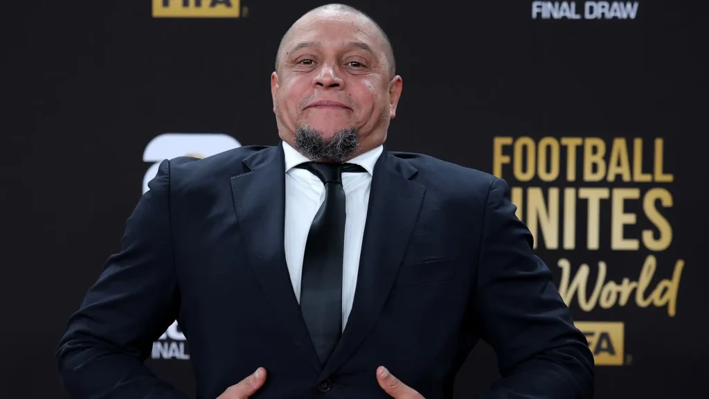 Roberto Carlos Undergoes Emergency Heart Surgery