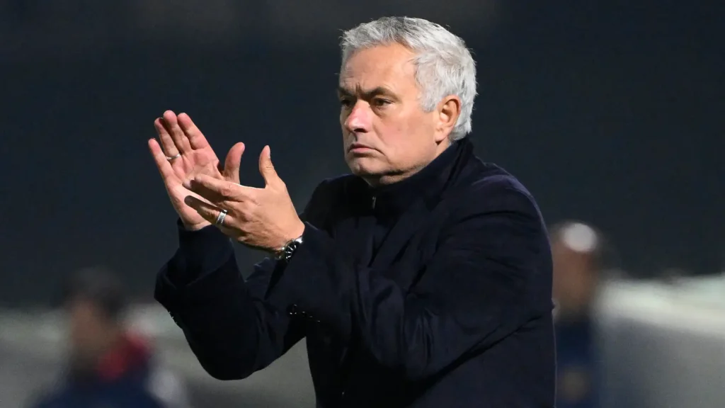 Mourinho Blasted By Ex-Fenerbahce Star