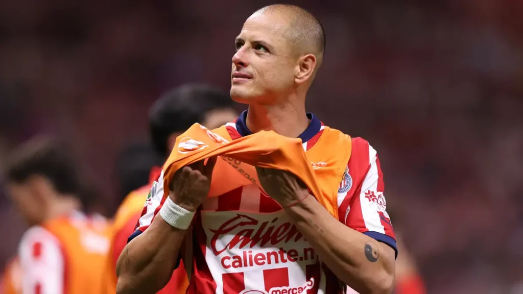 Hernandez Breaks Down Over Viral Baby Monkey