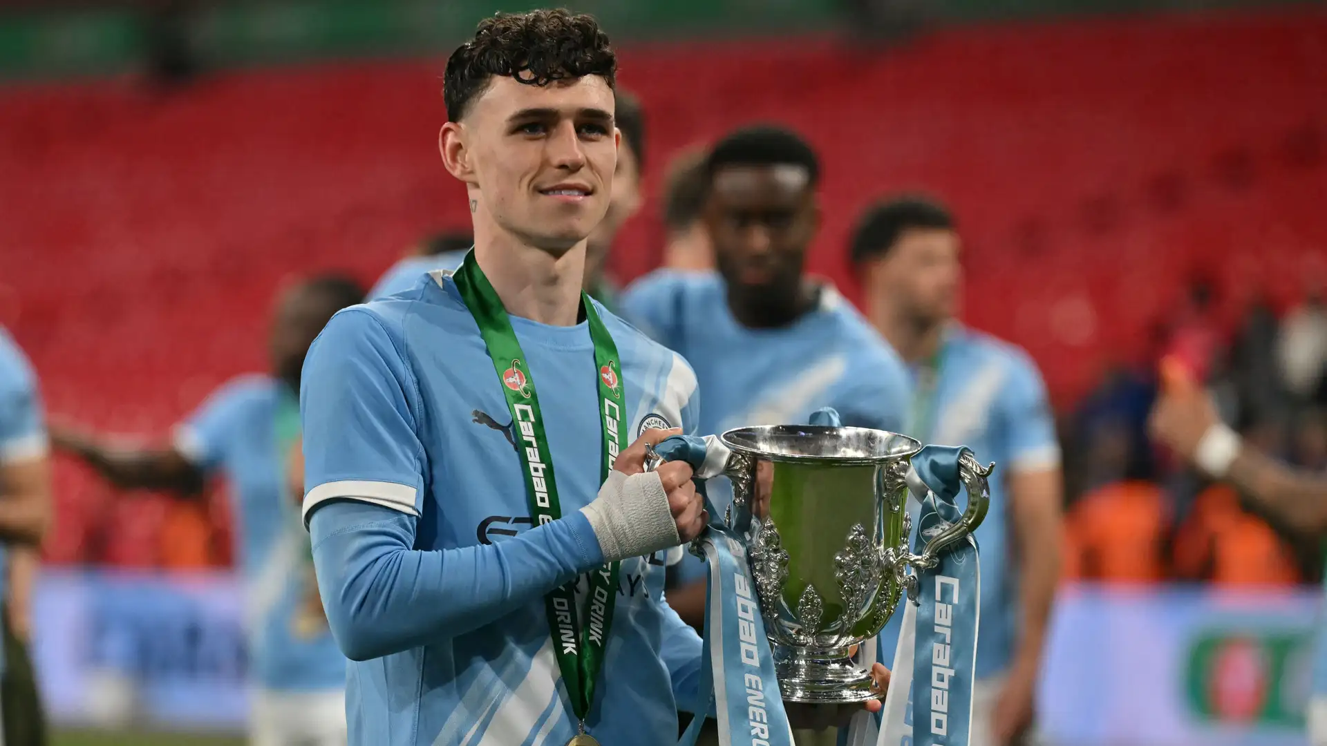 Rooney Criticise Guardiola Over Foden ‘Charity Sub’